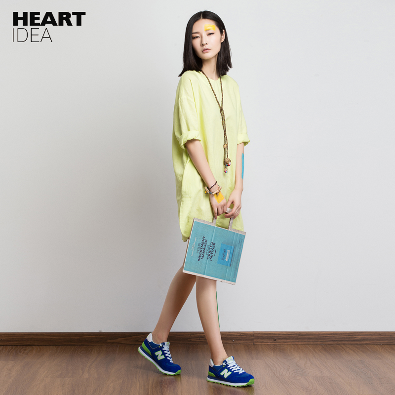 方寸连衣裙学院风中黄色宽松大码