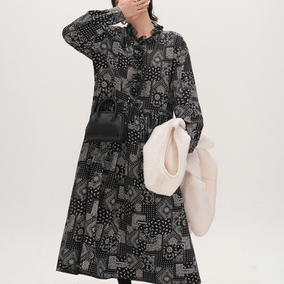 谭烟米复古碎花长袖连衣裙