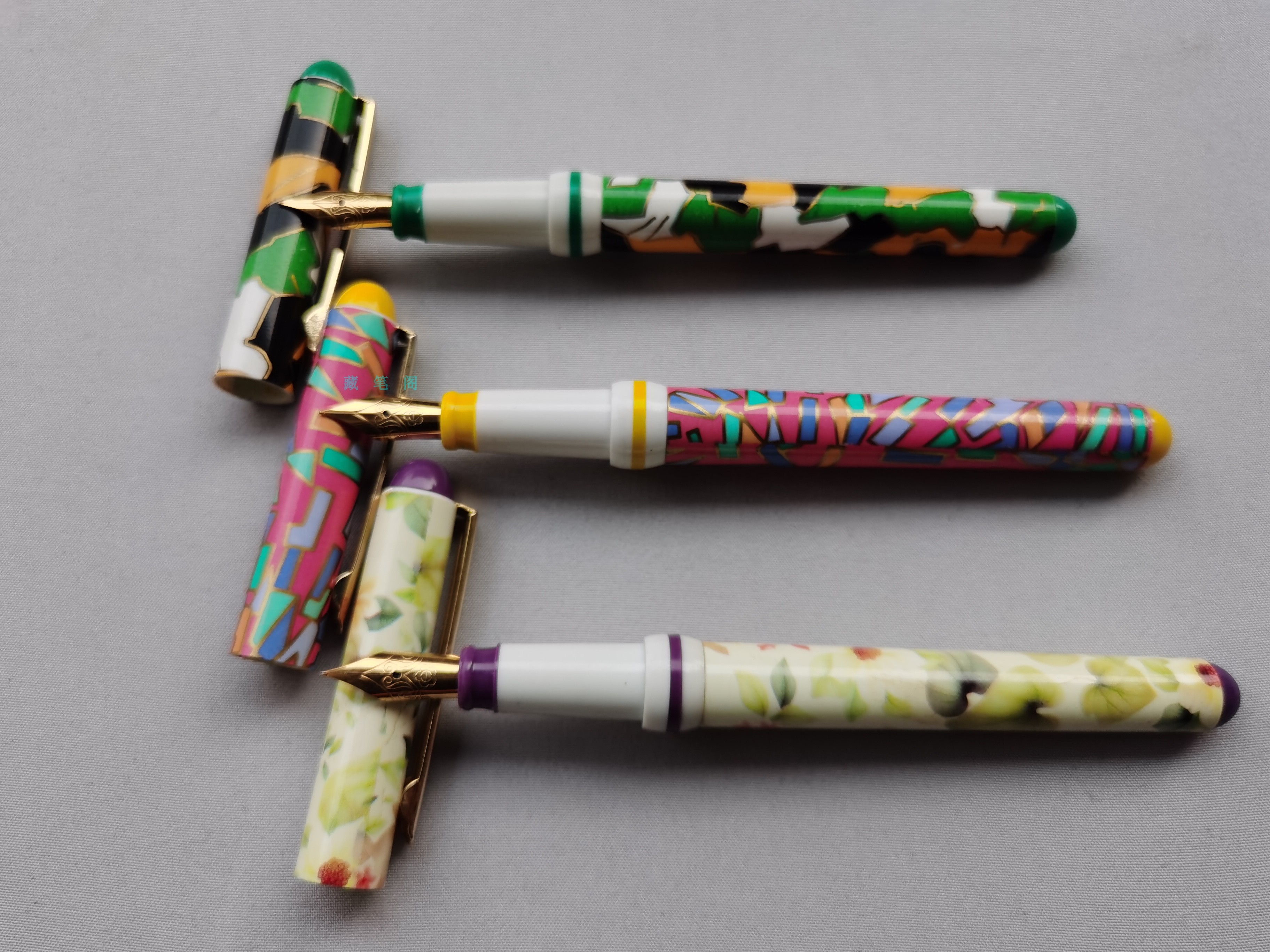 英雄248库存老钢笔 铱金笔 90年代产品 墨囊可换 成人学生练字