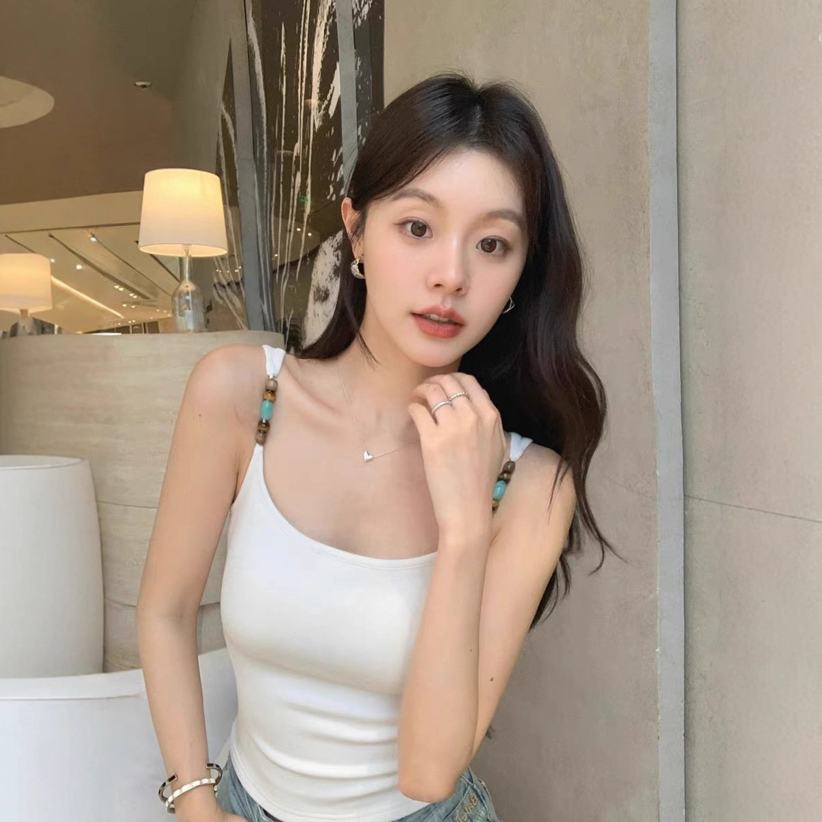 猫眼石串珠绝美胸垫超弹吊带辣妹弹力绵混纺上衣女