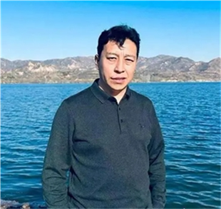 闻会军EMO同款闻神加绒上衣
