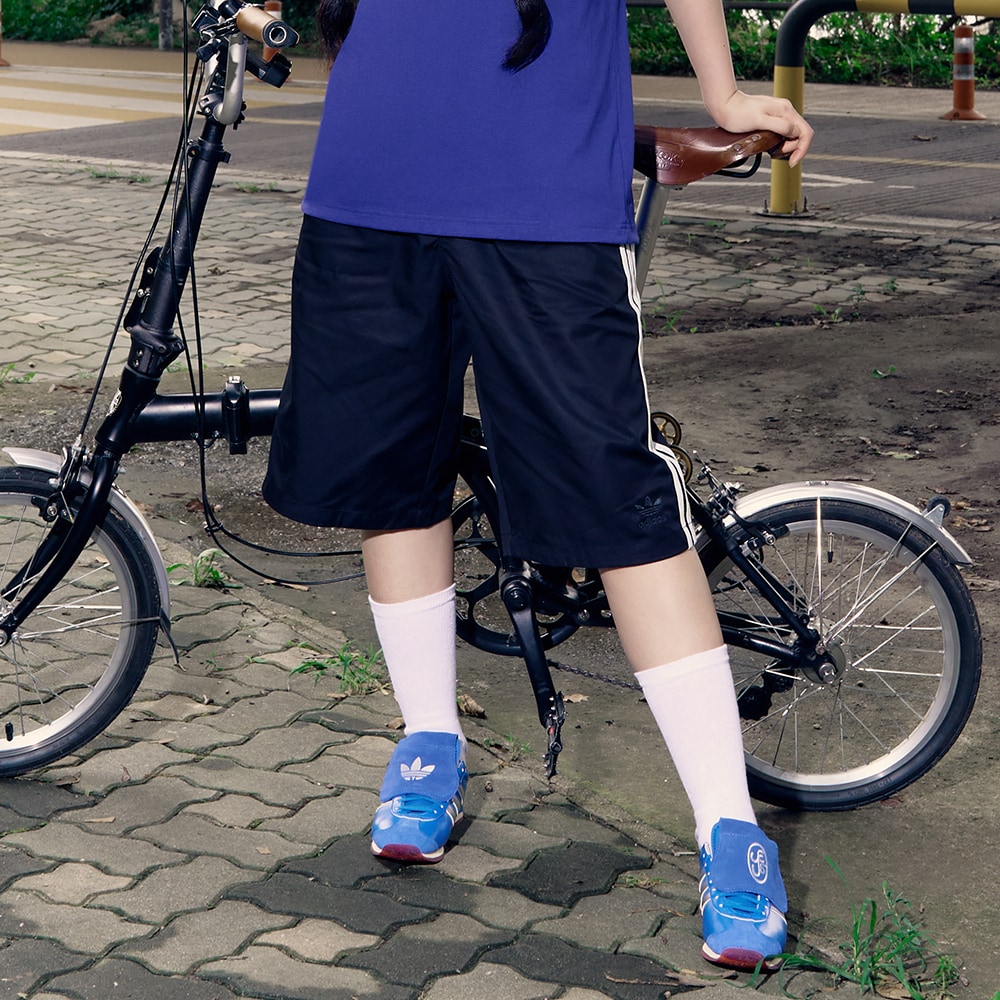 阿迪达斯三叶草男女联名款宽松运动短裤JN5822|JN5823