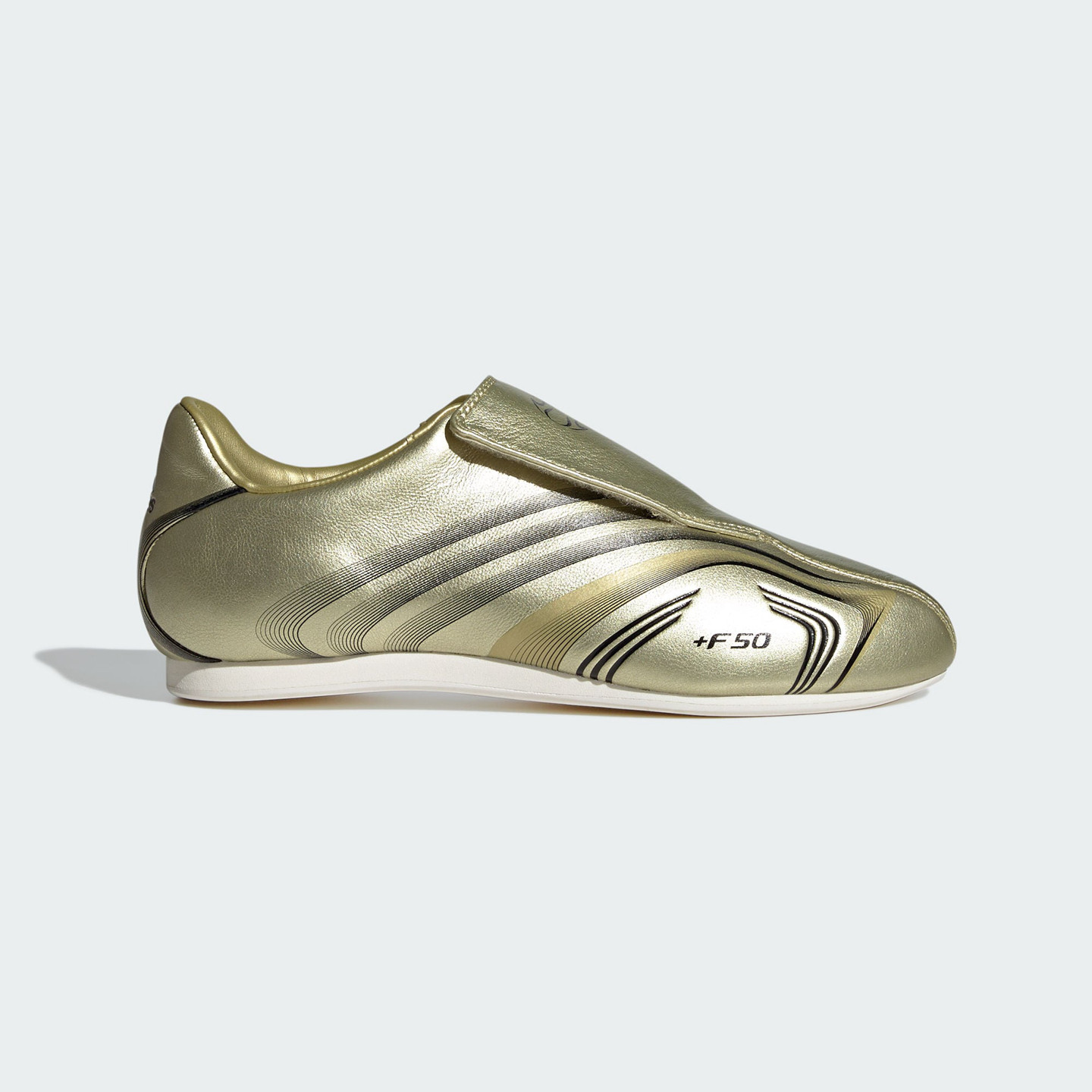 阿迪达斯三叶草女子adidas F50足球风跆拳道文化薄底运动鞋IH1872