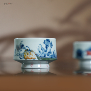 爱曼器  山川绘瓷手绘青花清供花卉文人画主人杯景德镇
