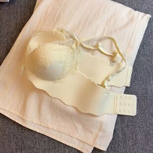 蕾丝无痕内衣女小胸聚拢无钢圈少女文胸罩套装收副乳调整型防下垂