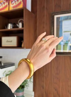 沙金饰品轮胎手镯女士不掉色古法素面手串饰仿黄金镯子泥鳅背