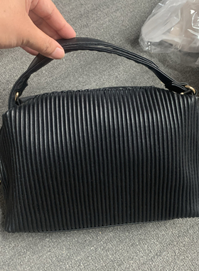 出口日单百褶PU黑色手提包单肩斜挎女包样板瑕疵软包外贸047