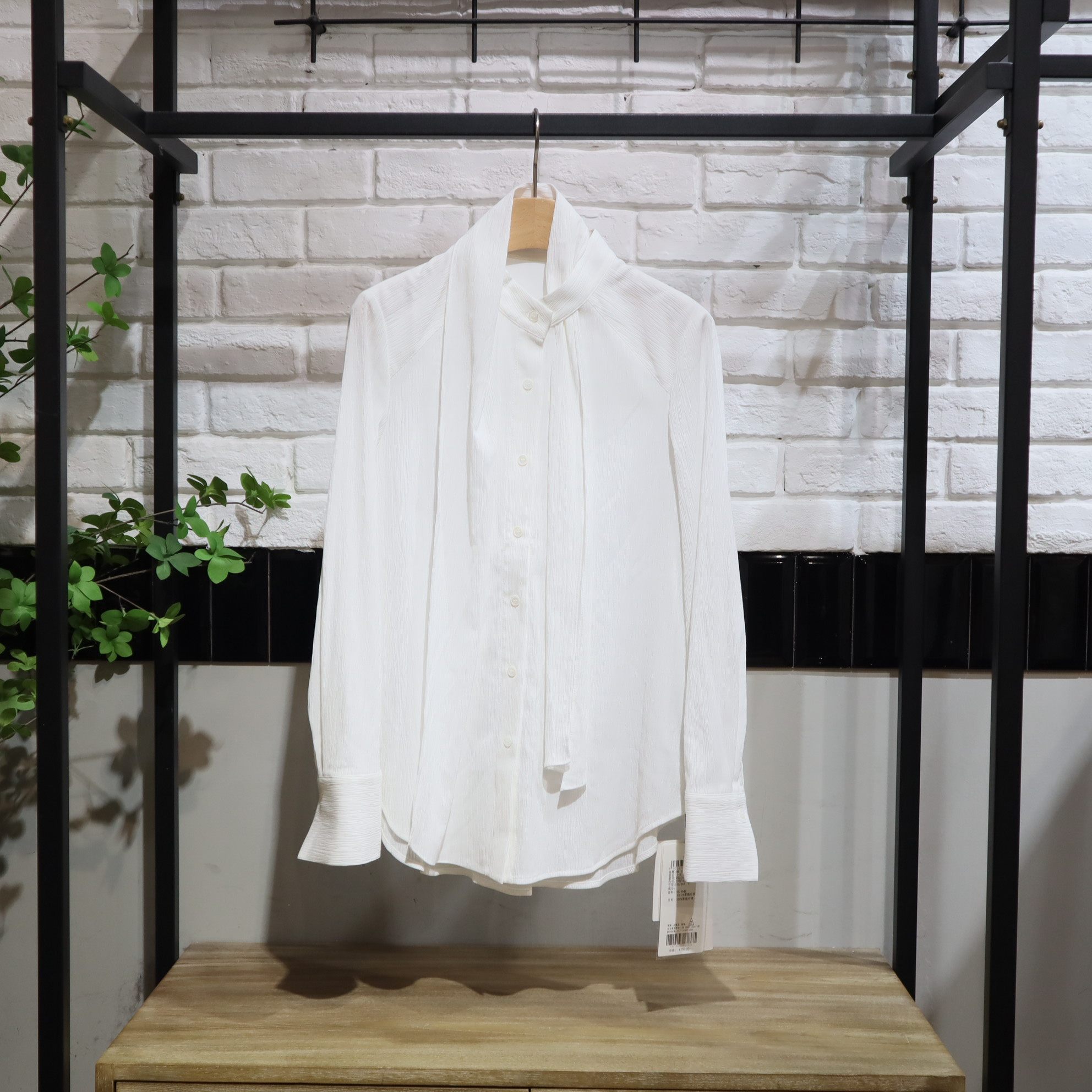 MRER莫乂义 春季新款设计感领口系带衬衫上衣女R5C20485专柜正品,女装/女士精品,衬衫,淘宝优惠券,粉丝福利购,淘宝优惠卷