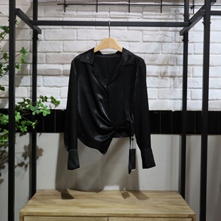 MRER莫乂义 春季新款不对称设计感亮面长袖上衣R5A23122专柜正品