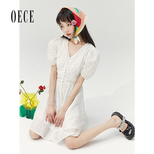 Oece气质女裙夏季新款女法式连衣裙薄款春收腰裙子