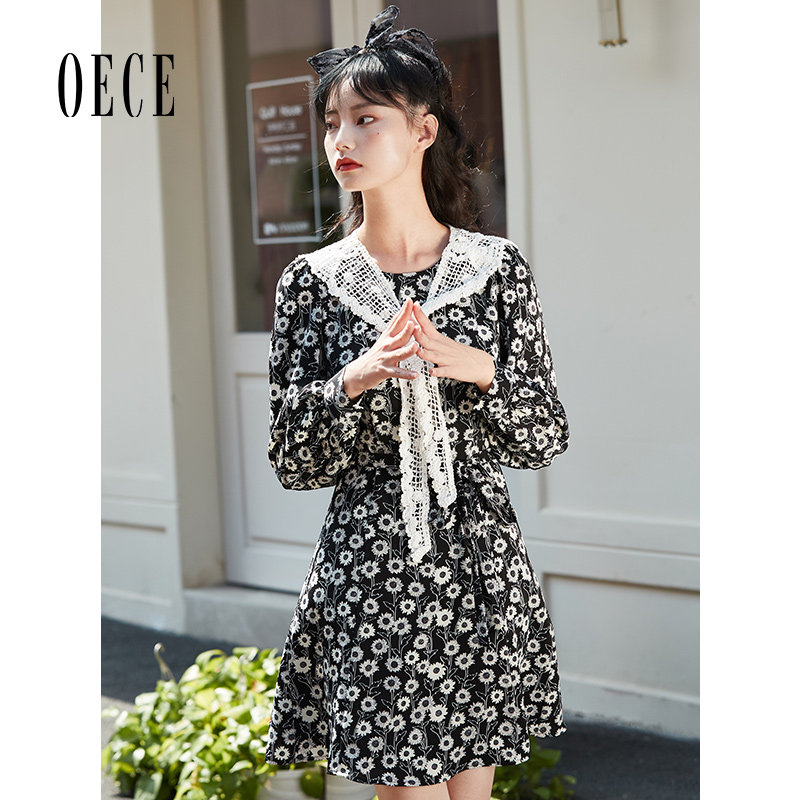 Oece春秋装女装 元气度假复古减龄披肩小雏菊长袖连衣裙