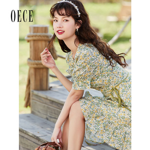 Oece浪漫碎花连衣裙夏装新款女气质女早春法式小众裙子