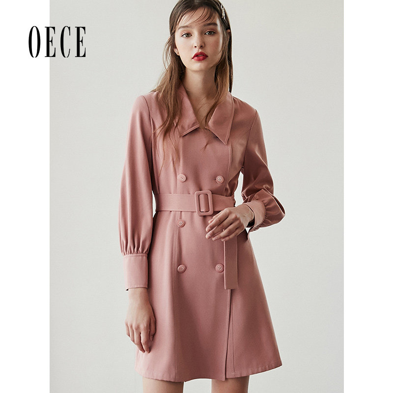 Oece春秋装新款女装 复古小女生减龄修身收腰长袖气质风衣连衣裙