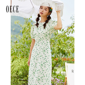 Oece森系绿色碎花裙子夏季新款女装气质淑女收腰甜美连衣裙
