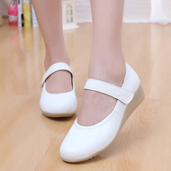 Way trở lại da y tá giày dốc với một phụ nữ đôi giày trắng đơn giày mềm chống trượt phía dưới, giày thường bệnh viện đôi giày trắng