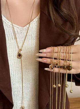 气质树脂心形美拉德小众高级感毛衣链圆形项链复古轻奢设计感项饰