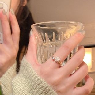 戒山茶花锆石个性 戒指可调节高级感轻奢小众食指女开口时尚 设计