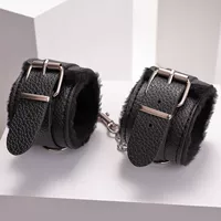 Черные наручники