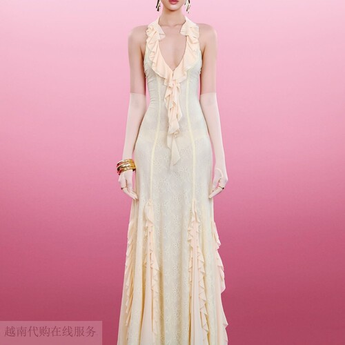 越十年越南小众moulinrose设计师新款女性感深V挂脖连衣裙