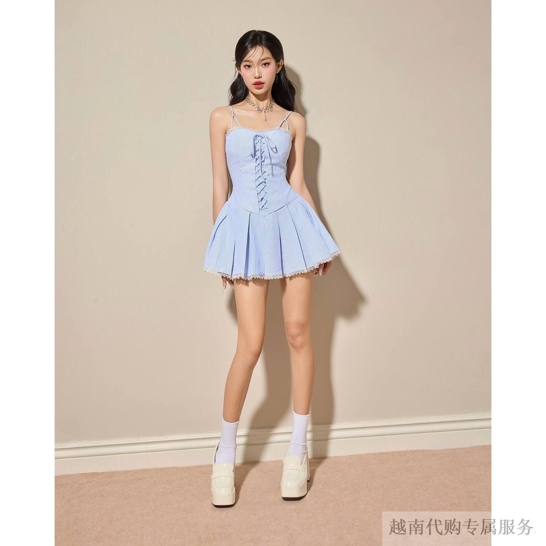 越十年越南小众Karlotta 新款清新甜美吊带抹胸条纹收腰A裙连衣裙