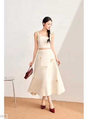 越十年越南小众hoivu新款可盐可甜可爱立体花朵吊带半身裙套装