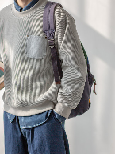 纹理几立休闲圆领卫衣