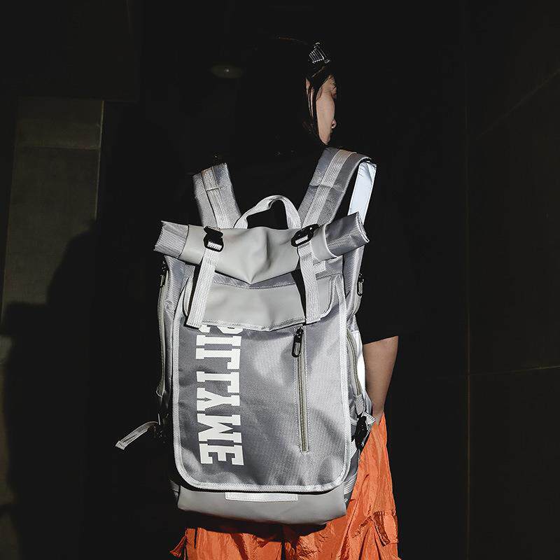 胡桃匣子容量嘻哈潮牌反光背包ins超火学生书包大女新款街头潮流