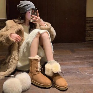 中筒冬季羊皮毛一体雪地靴保暖