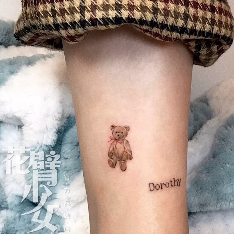 花臂少女tattoo 219 日系可爱小熊英文字母小清新纹身贴 一张三个