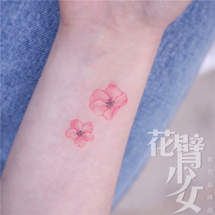 花臂少女TATTOO 63 粉色小花朵花瓣可爱手腕小清新纹身贴 一张4组