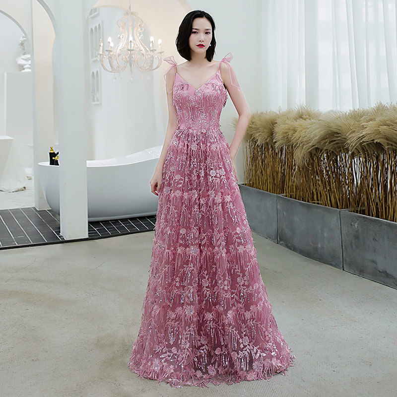 主持粉色吊带礼服礼服2020新款蓬蓬网纱晚礼服生日气质伴娘礼服女