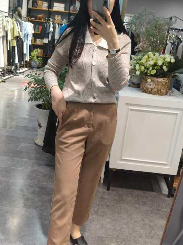 CMT翻领花朵排扣针织衫女秋季毛衣开衫上衣温柔风慵懒外穿