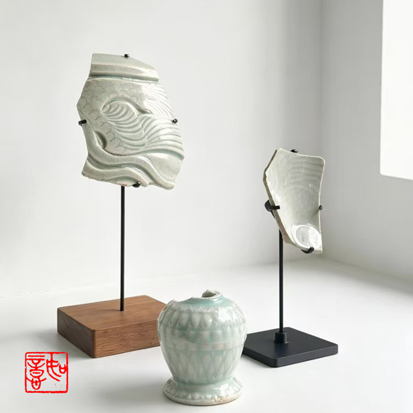 博物馆瓷片铜镜文物标本陈列展示架文玩古玩古董随形支架奇石玉器