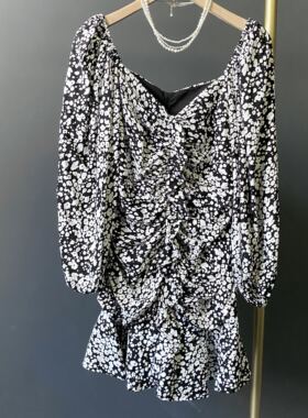 特价清仓！韩国黑白碎花V领荷叶边褶皱性感显瘦长袖连衣裙短裙女