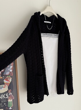 JennieHZ韩系镂空针织翻领开衫女设计感宽松气质黑色毛衣女all in