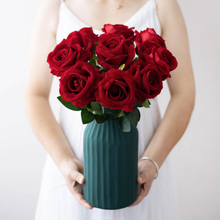 单支大酒红仿真假植绒绢布玫瑰花新婚囍庆浪漫热烈莫兰迪撞色花艺