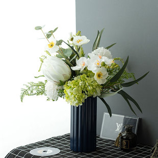 欧式轻奢高级感仿真花假花原创款帝王花手感绣球客厅餐桌装饰摆件