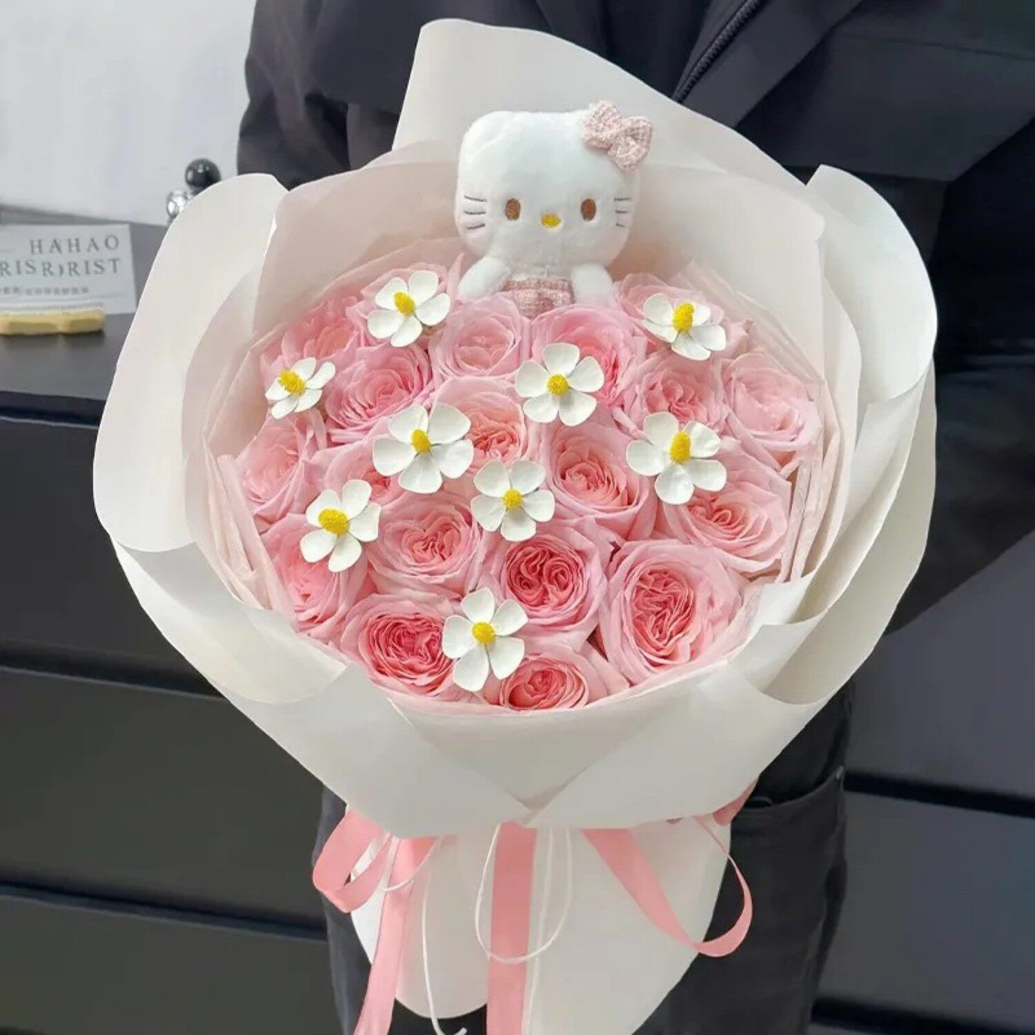 七夕情人节Hellokitty玫瑰花束鲜花速递同城配送女友老婆生日礼物