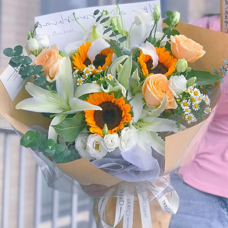 沈阳香水百合康乃馨花束配送生日鲜花速递同城长春吉林哈尔滨店