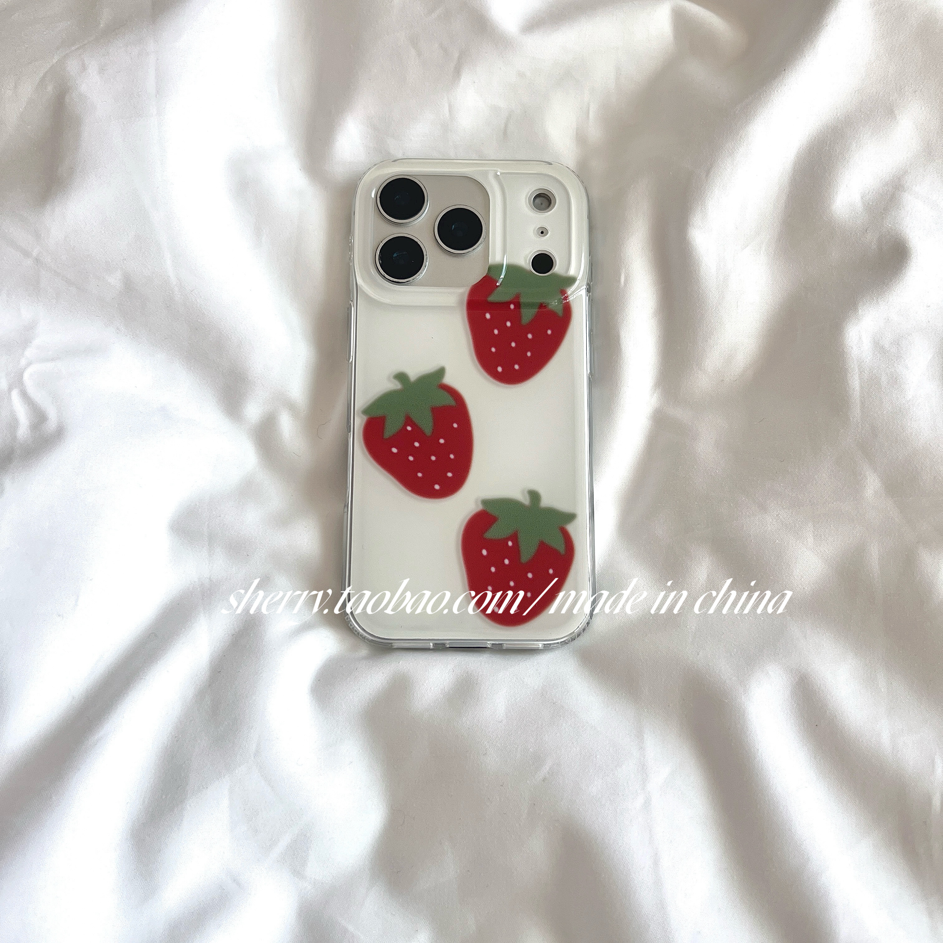 SHERRY*ins风小清新白底三颗草莓适用于苹果17ProMa