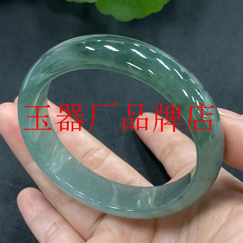 冰糯种油青翡翠色圆条贵妃玉手镯