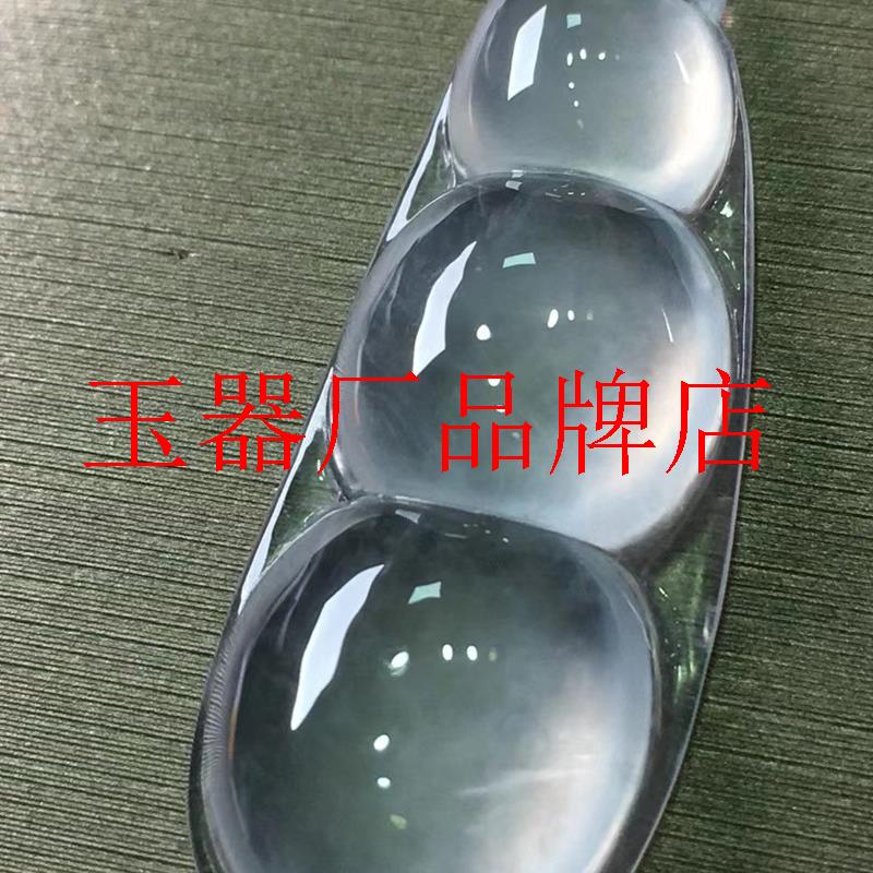 缅甸老坑高冰玻璃种翡翠色玉石雕刻四季豆挂件女款项链高级感处理