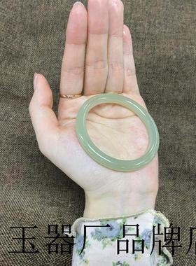 老坑和田玉色晴水手镯女生款青白湖水绿美人细圆条玉叮当镯子冰种