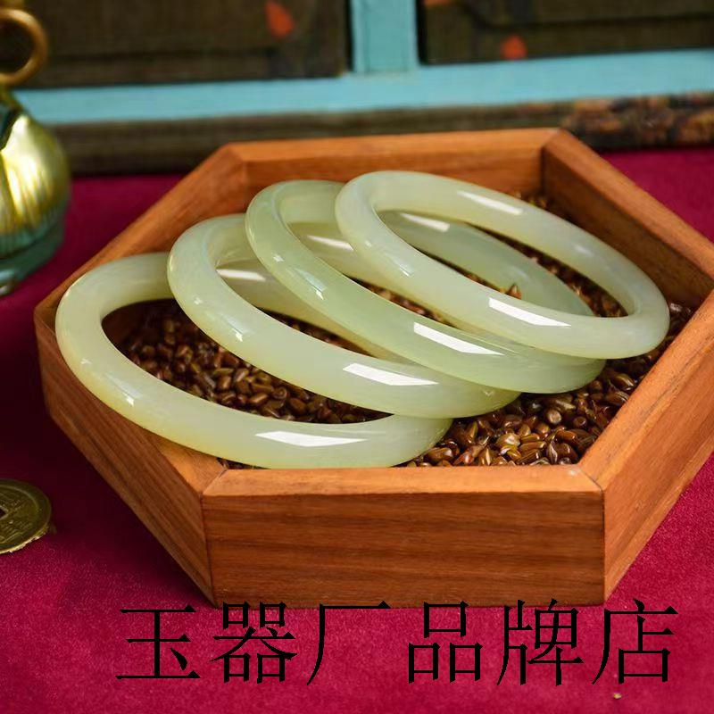 精品老坑和田玉青白玉手镯晴水手镯青玉细圆条镯子浅绿色叮当镯子