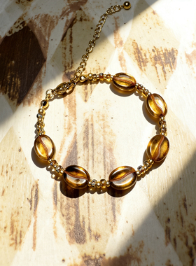 【等待咖啡】原创设计手工捷克琉璃珠手链女款巴恩风琥珀感