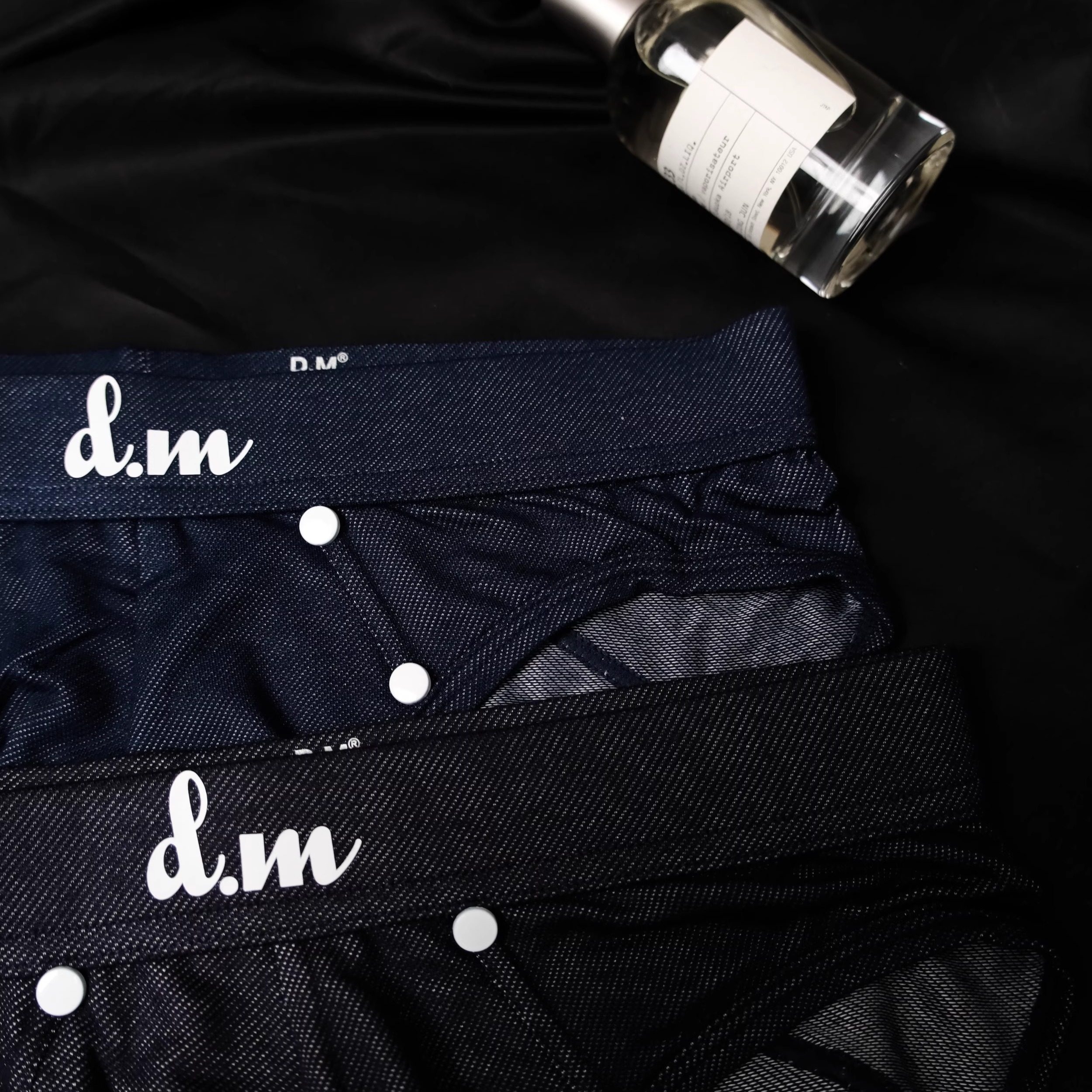 D.M男内裤性感低腰牛仔三角裤纯色正装商务个性青年运动人棉时尚