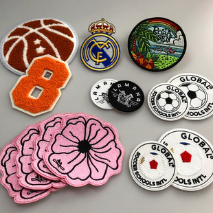 高档品牌LOGO刺绣标毛巾绣珠片亮片绣3D立体徽章布贴定制订做