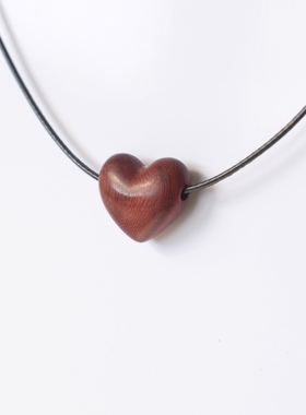 爱心项链檀木立体雕刻情侣520