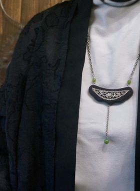 云起设计。清代喜上眉梢喜鹊梅花老银玉石黑檀木原创新中式项链