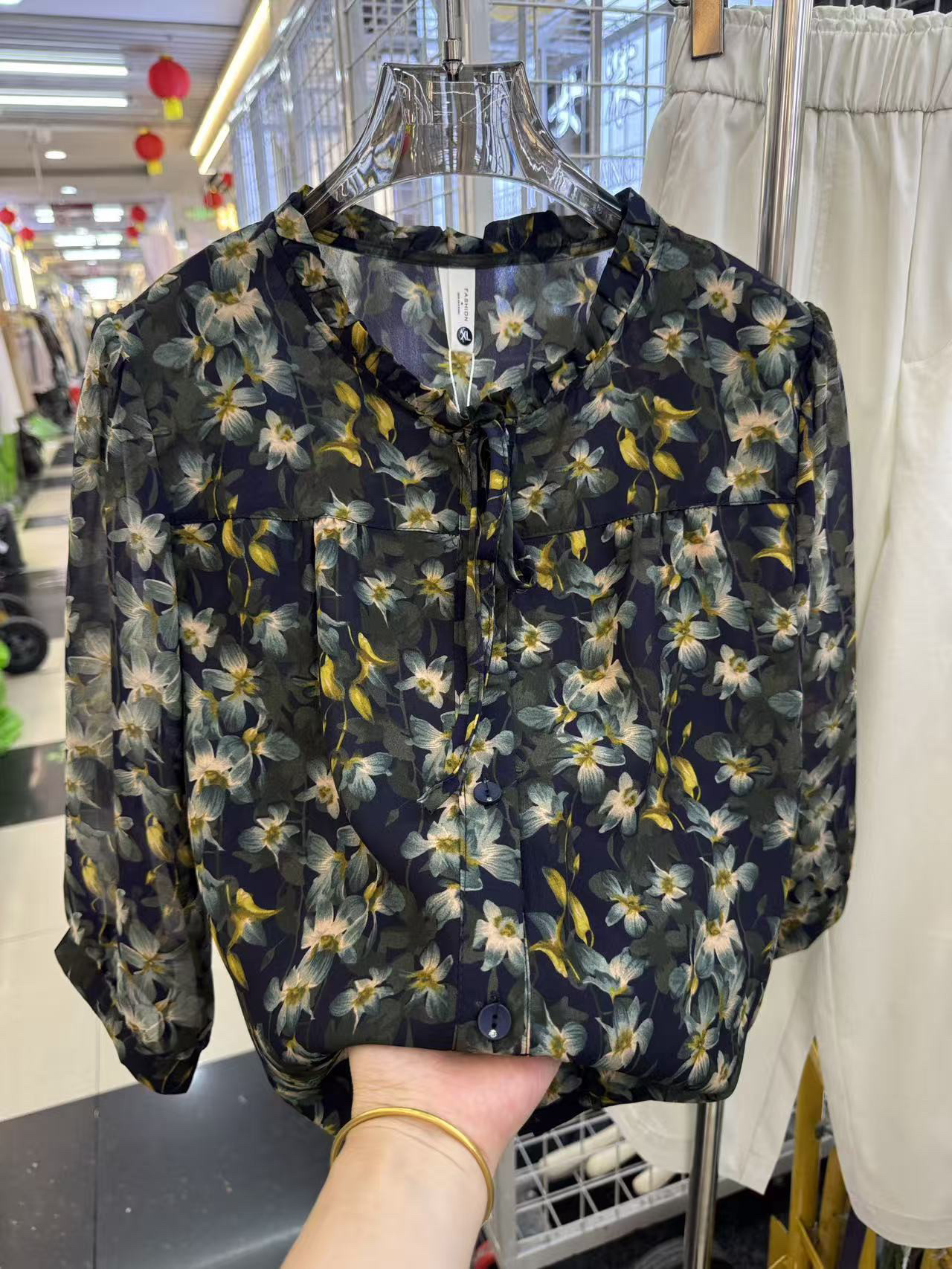 洋气雪纺衫2026春夏款妈妈装七分袖碎花上衣花边立领套头衬衣小衫